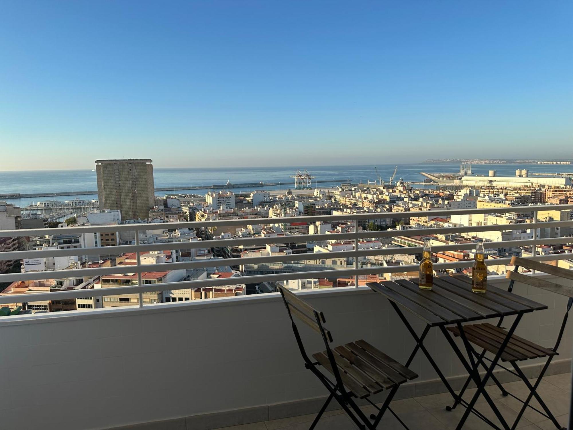 Suites Alicante Appartement